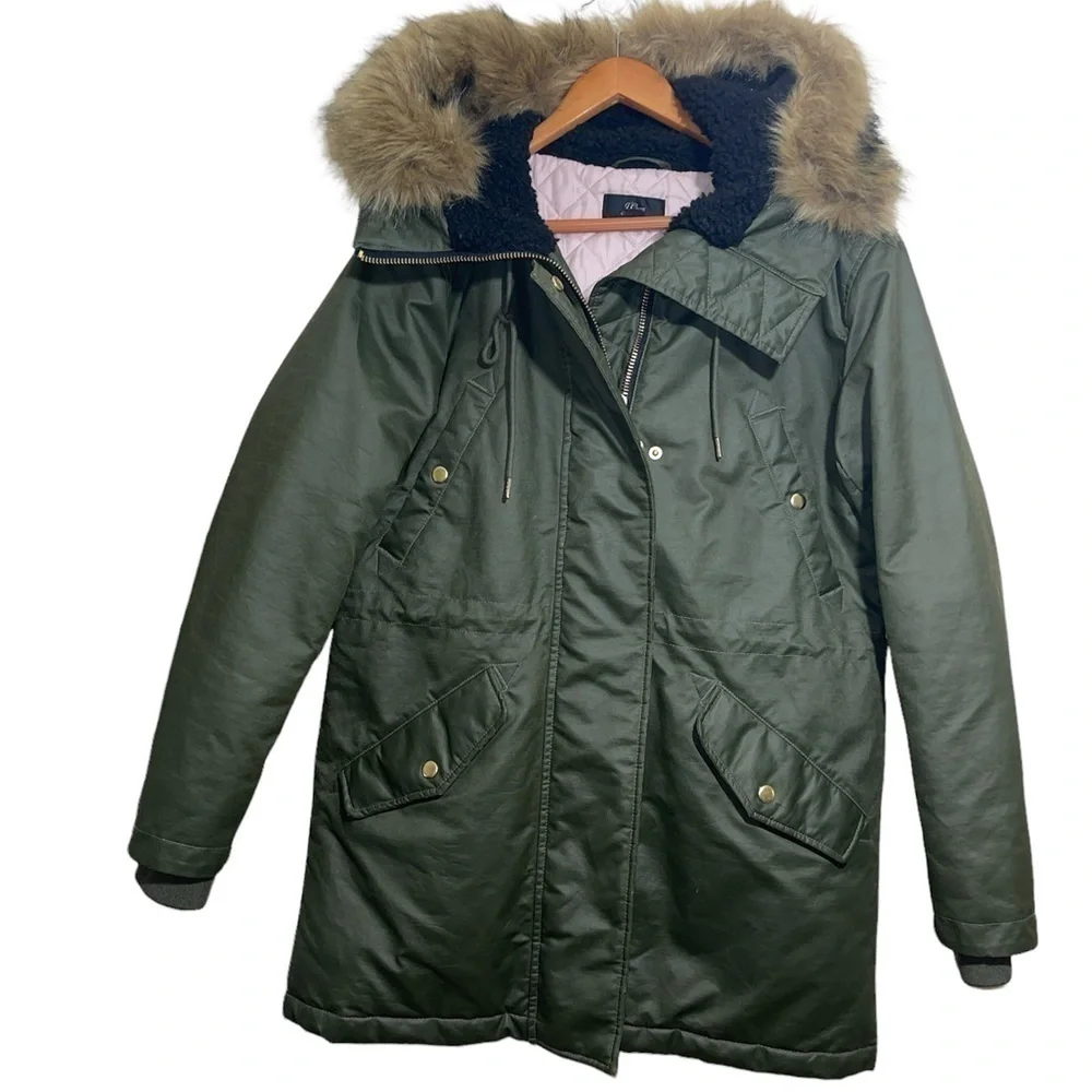 J. Crew Perfect Winter Parka Olive Green size MEDIUM